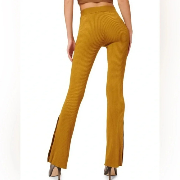 GOOD AMERICAN Plaited Boss Flare Pants Golden Brown 4 - Picture 3 of 12